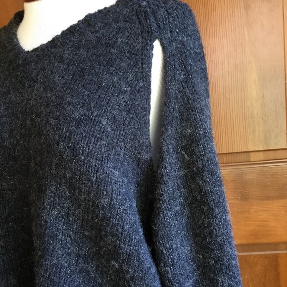 Cheap Monday Wool Blend Oversized Chunky Sweater With Cutouts Charcoal Grey - Picture 2 of 5